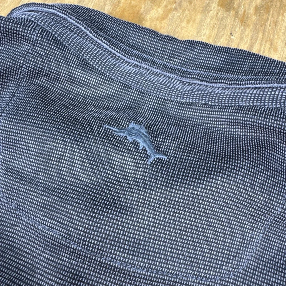 Tommy Bahama Short Sleeve Polo Shirt Mens XXL Gray Golf Lightweight Distressed - Picture 10 of 10